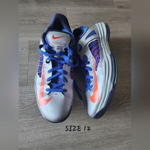Size 12 Nike sneakers.